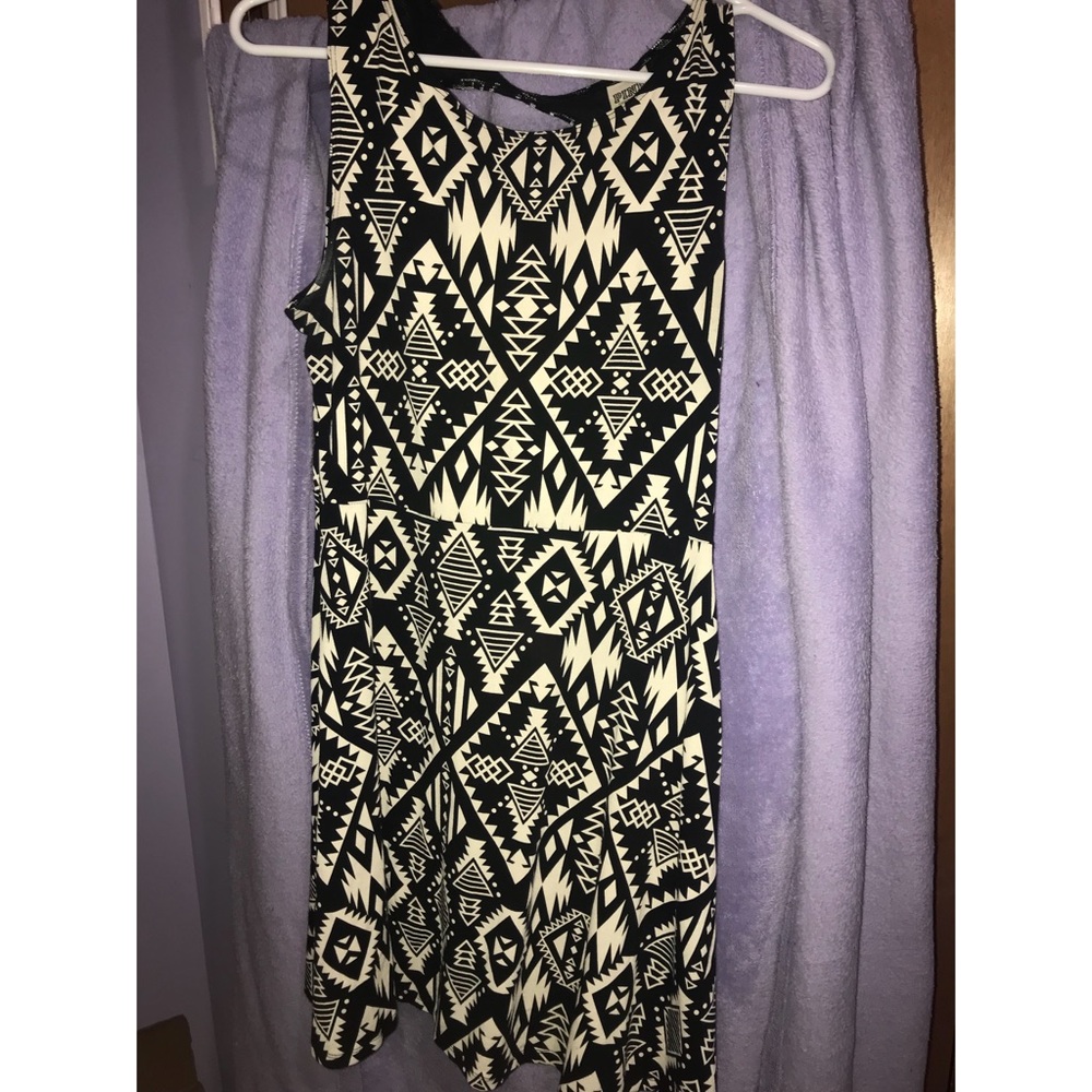 VS PINK Tribal B&W Dress